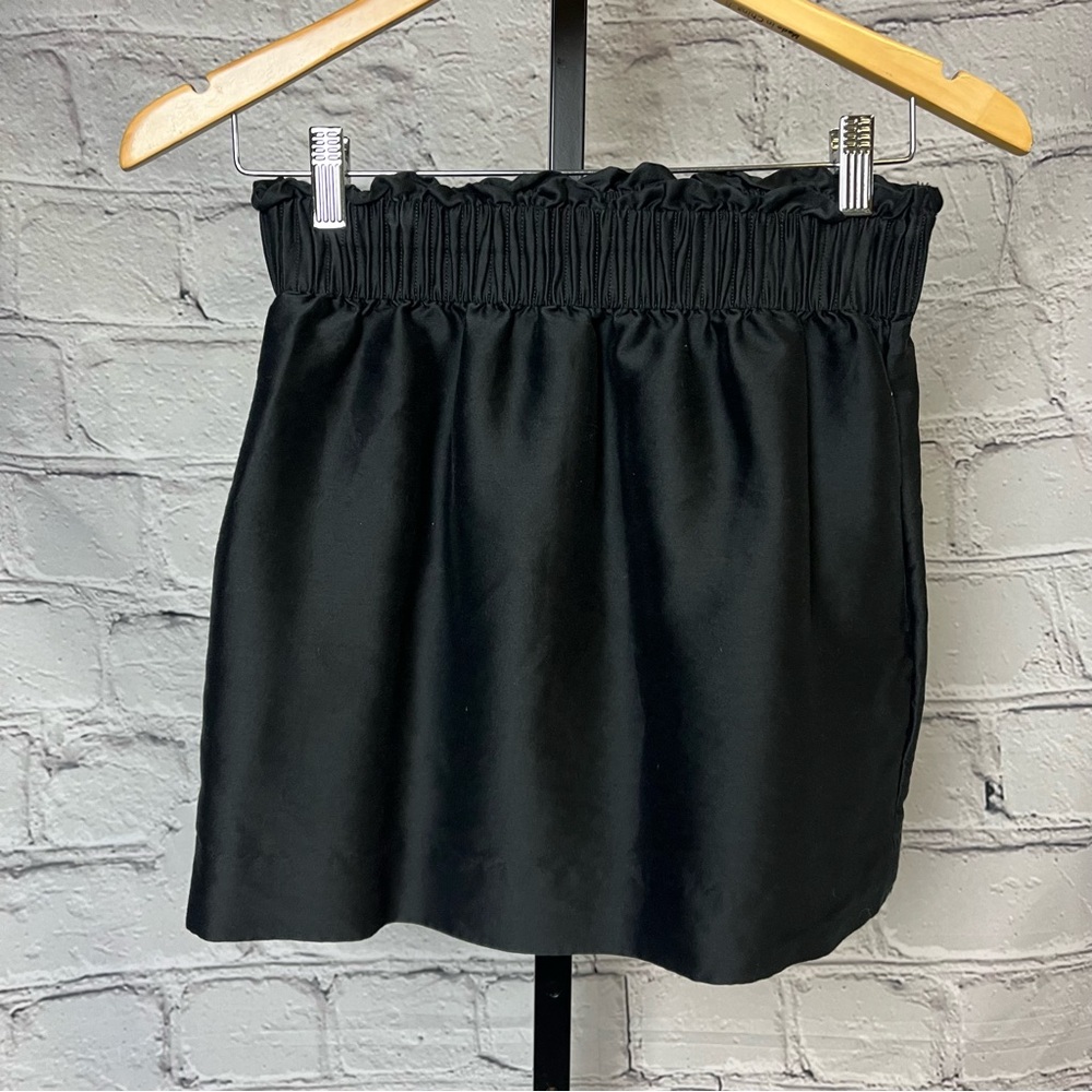 COS Black Mini Skirt. Elastic waistband with two side pockets. - Picture 2 of 7